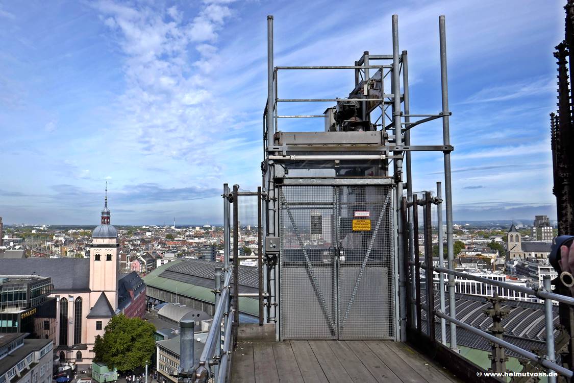 Koln Kolner Dom Dachfuhrung Germany